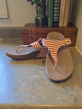 FitFlop Red Stripe Sandals Size 7